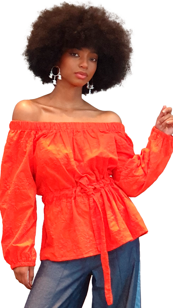 Camisa en ojalillo cuello bandeja